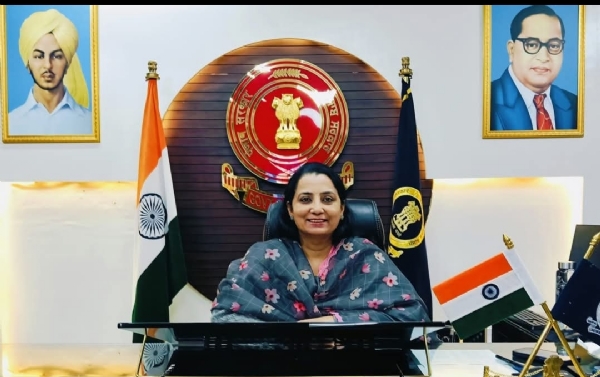 ਜ਼ਿਲ੍ਹਾ ਚੋਣ ਅਫ਼ਸਰ ਕਮ ਡਿਪਟੀ ਕਮਿਸ਼ਨਰ ਨਵਜੋਤ ਕੌਰ