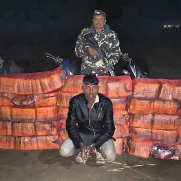 ਜ਼ਬਤ ਕੀਤੀ ਸ਼ਰਾਬ ਦੇ ਨਾਲ ਐਸਐਸਬੀ