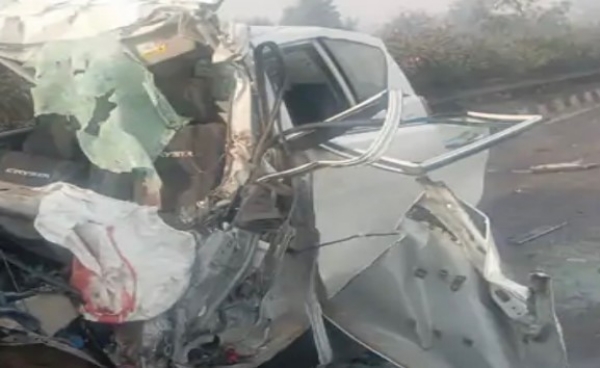 ਹਾਦਸਾਗ੍ਰਸਤ ਕਾਰ ਦਾ ਦ੍ਰਿਸ਼।