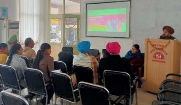 ਸਟਾਫ਼ ਨਰਸਾਂ ਅਤੇ ਬਲਾਕ ਐਕਸਟੈਂਸ਼ਨ ਐਜੂਕੇਸ਼ਨ ਲਈ ਕਰਵਾਏ ਵਿਸ਼ੇਸ਼ ਸਿਖਲਾਈ ਪ੍ਰੋਗਰਾਮ ਦਾ ਦ੍ਰਿਸ਼।