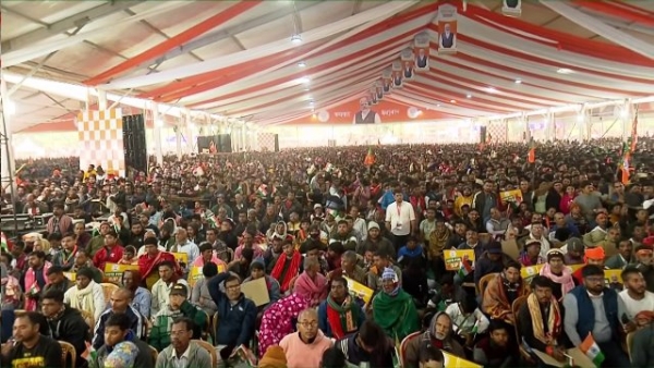 ਪੱਛਮੀ ਬੰਗਾਲ ਦੇ ਨਾਦੀਆ ਜ਼ਿਲ੍ਹੇ ਦੇ ਤਾਹਿਰਪੁਰ ਵਿੱਚ ਭਾਜਪਾ ਦੀ ਰੈਲੀ ਵਿੱਚ ਲੋਕ ਇਕੱਠੇ ਹੋਏ। ਪੱਛਮੀ ਬੰਗਾਲ ਦੇ ਨਾਦੀਆ ਜ਼ਿਲ੍ਹੇ ਦੇ ਤਾਹਿਰਪੁਰ ਵਿੱਚ ਭਾਜਪਾ ਦੀ ਰੈਲੀ ਵਿੱਚ ਲੋਕ ਇਕੱਠੇ ਹੋਏ।