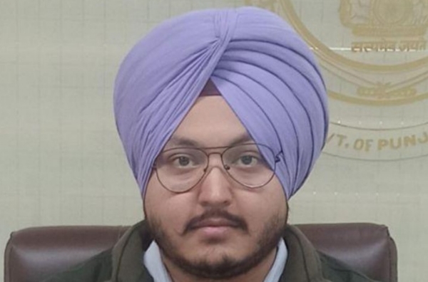 ਗੁਰਸਿਮਰਨ ਸਿੰਘ ਢਿੱਲੋਂ, ਵਧੀਕ ਜਿਲ੍ਹਾ ਮੈਜਿਸਟਰੇਟ ਗੁਰਦਾਸਪੁਰ