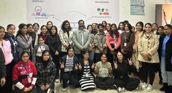 ਰਿਆਤ ਬਾਹਰਾ ਯੂਨੀਵਰਸਿਟੀ ਦੇ ਹੋਣਹਾਰ ਵਿਦਿਆਰਥੀ।