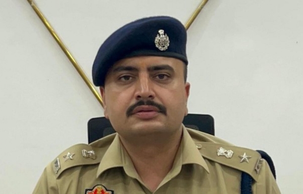 ਸਰਤਾਜ ਸਿੰਘ ਚਾਹਲ, ਐਸ.ਐਸ.ਪੀ., ਸੰਗਰੂਰ ।