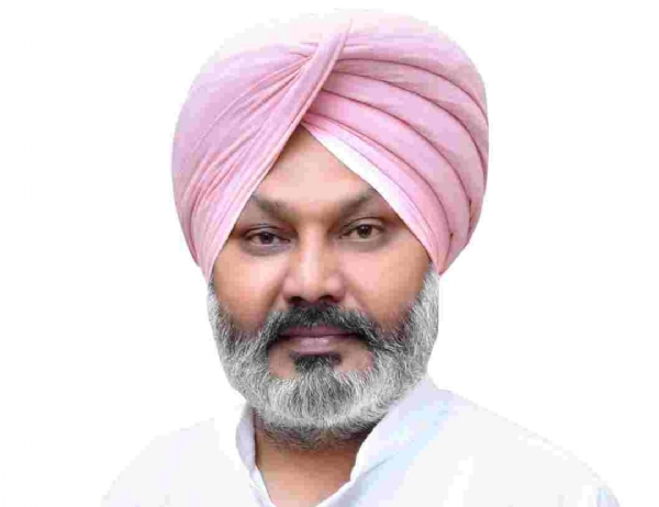 ਵਿੱਤ ਮੰਤਰੀ ਹਰਪਾਲ ਸਿੰਘ ਚੀਮਾ.