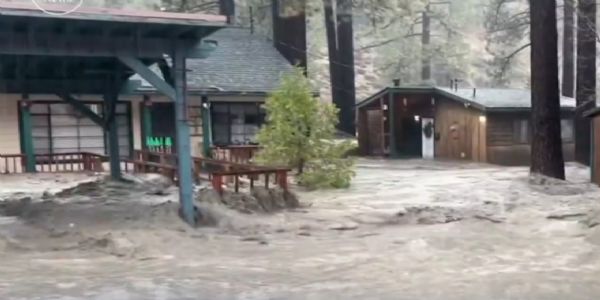 ਕੈਲੀਫੋਰਨੀਆ ਵਿੱਚ ਤੂਫਾਨ, ਭਾਰੀ ਮੀਂਹ, ਹੜ੍ਹਾਂ ਨੇ ਤਬਾਹੀ ਮਚਾਈ