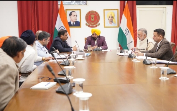 ਮੁੱਖ ਮੰਤਰੀ ਭਗਵੰਤ ਮਾਨ ਮੀਟਿੰਗ ਦੌਰਾਨ