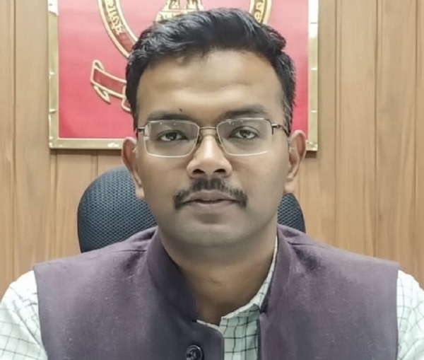 ਬਰਨਾਲਾ ਦੇ ਮਿਊਂਸਿਪਲ ਕਮਿਸ਼ਨਰ ਟੀ. ਬੈਨਿਥ.