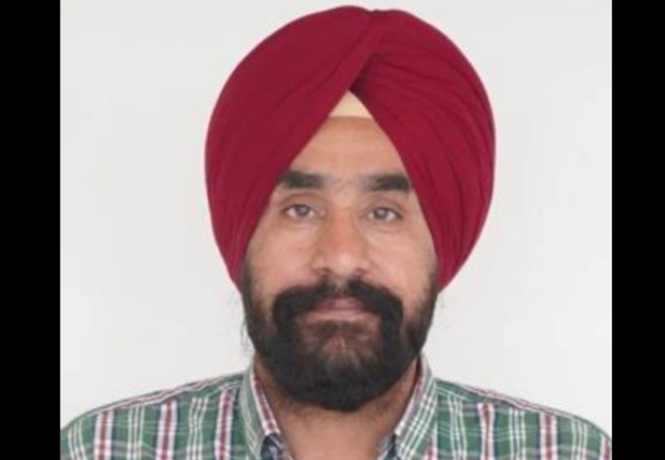 ਡਿਪਟੀ ਡਾਇਰੈਕਟਰ ਪਸ਼ੂ ਪਾਲਣ ਵਿਭਾਗ ਜ਼ਿਲ੍ਹਾ ਸ੍ਰੀ ਮੁਕਤਸਰ ਸਾਹਿਬ ਡਾ. ਗੁਰਦਿੱਤ ਸਿੰਘ ਔਲਖ।