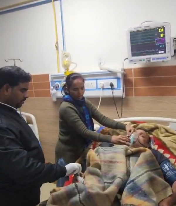 ਹਸਪਤਾਲ ’ਚ ਇਲਾਜ ਅਧੀਨ