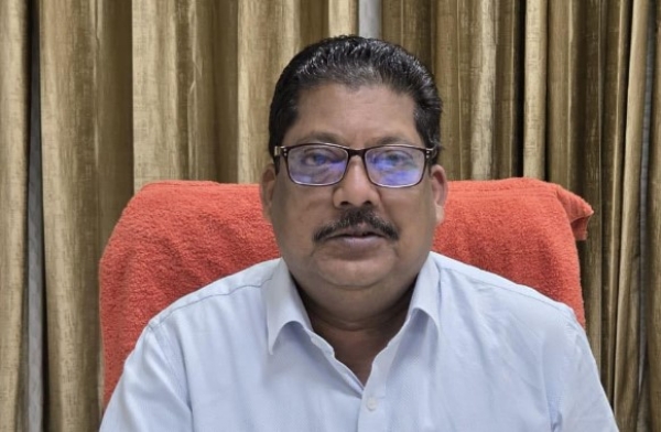 ਸੰਗਰੂਰ ਦੇ ਜ਼ਿਲ੍ਹਾ ਖ਼ਜ਼ਾਨਾ ਅਫ਼ਸਰ ਪ੍ਰਦੀਪ ਕੁਮਾਰ ਸੰਗਰੂਰ ਦੇ ਜ਼ਿਲ੍ਹਾ ਖ਼ਜ਼ਾਨਾ ਅਫ਼ਸਰ ਪ੍ਰਦੀਪ ਕੁਮਾਰ