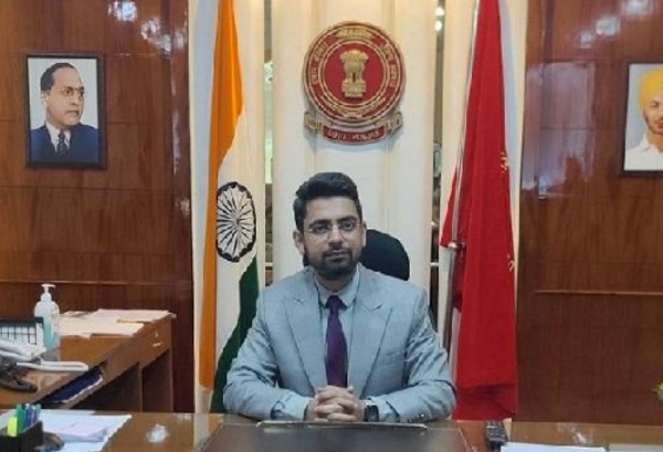 ਜ਼ਿਲ੍ਹਾ ਮੈਜਿਸਟ੍ਰੇਟ-ਕਮ- ਡਿਪਟੀ ਕਮਿਸ਼ਨਰ ਮੋਗਾ ਸਾਗਰ ਸੇਤੀਆ