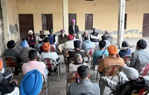 ਕੁਲਜੀਤ ਸਿੰਘ ਬੇਦੀ ਨੇ ਸੁਣੀਆਂ ਬਾਕਰਪੁਰ ਦੇ ਵਸਨੀਕਾਂ ਦੀਆਂ ਸਮੱਸਿਆਵਾਂ. ਕੁਲਜੀਤ ਸਿੰਘ ਬੇਦੀ ਨੇ ਸੁਣੀਆਂ ਬਾਕਰਪੁਰ ਦੇ ਵਸਨੀਕਾਂ ਦੀਆਂ ਸਮੱਸਿਆਵਾਂ.