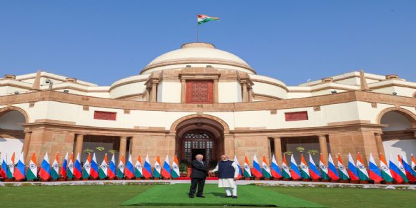 ਭਾਰਤ-ਰੂਸ ਦੁਵੱਲੇ ਸਬੰਧਾਂ ਨੂੰ ਨਵੀਆਂ ਉਚਾਈਆਂ 'ਤੇ ਲਿਜਾਣ ਲਈ ਵਚਨਬੱਧ : ਮੋਦੀ