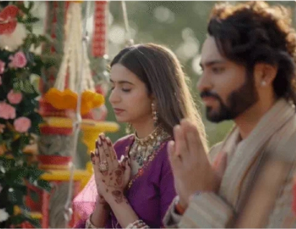 ਗਾਇਕਾ ਕਿੰਜਲ ਦਵੇ ਅਤੇ ਮੰਗੇਤਰ ਗਾਇਕਾ ਕਿੰਜਲ ਦਵੇ ਅਤੇ ਮੰਗੇਤਰ