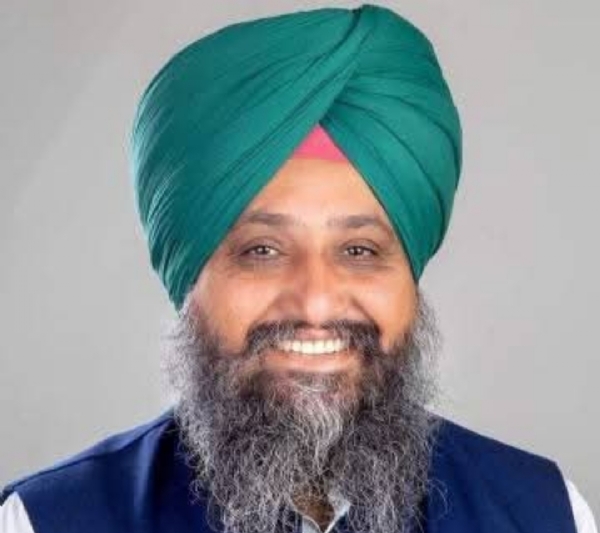 ਵਿਧਾਇਕ ਸਰਵਣ ਸਿੰਘ ਧੁੰਨ. ਵਿਧਾਇਕ ਸਰਵਣ ਸਿੰਘ ਧੁੰਨ.