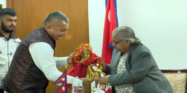 ਨੇਪਾਲ: ਆਮ ਚੋਣਾਂ ਤੋਂ ਪਹਿਲਾਂ ਹਿੰਦੂ ਰਾਸ਼ਟਰ ਅਤੇ ਰਾਜਸ਼ਾਹੀ 