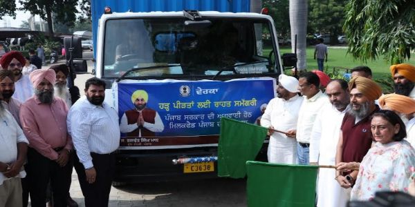 ਮਿਲਕਫੈੱਡ ਨੇ ਹੜ੍ਹ ਪ੍ਰਭਾਵਿਤ ਜਿ਼ਲ੍ਹਿਆਂ ’ਚ ਮੁਫ਼ਤ ਪਸ਼ੂ ਚਾਰਾ ਮੁਹੱਈਆ ਕਰਵਾਉਣ ਲਈ 50 ਕਰੋੜ ਦੀ ਐਨ.ਡੀ.ਡੀ.ਬੀ. ਗ੍ਰਾਂਟ ਦੀ ਕੀਤੀ ਮੰਗ