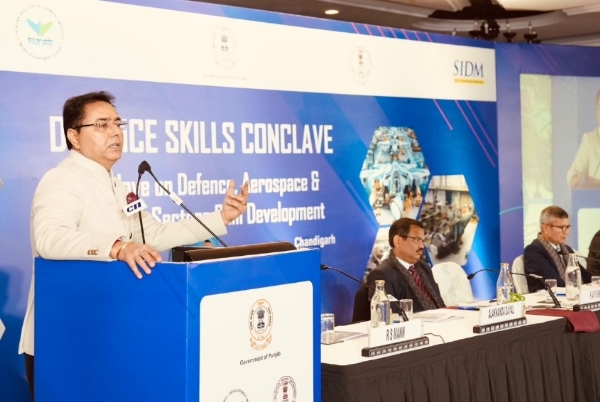 ਮੰਤਰੀ ਅਮਨ ਅਰੋੜਾ ਸੰਬੋਧਨ ਕਰਦੇ ਹੋਏ.