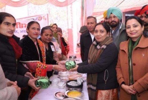 ਮੰਤਰੀ ਬਲਜੀਤ ਕੌਰ 9.12 ਕਰੋੜ ਨਾਲ ਤਿਆਰ ਸਤਿਕਾਰ ਘਰ ਬਜ਼ੁਰਗਾਂ ਨੂੰ ਸਮਰਪਿਤ ਕਰਨ ਉਪਰੰਤ. ਮੰਤਰੀ ਬਲਜੀਤ ਕੌਰ 9.12 ਕਰੋੜ ਨਾਲ ਤਿਆਰ ਸਤਿਕਾਰ ਘਰ ਬਜ਼ੁਰਗਾਂ ਨੂੰ ਸਮਰਪਿਤ ਕਰਨ ਉਪਰੰਤ.