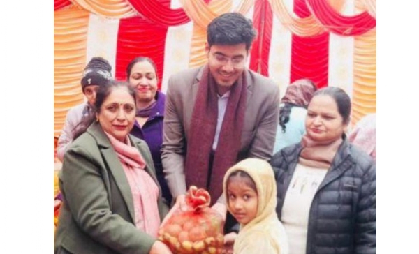 ਗੁਰਦਾਸਪੁਰ ਦੇ ਡੇਹਰੀਵਾਲ ਕਿਰਨ ’ਚ ਅਨੀਮੀਆ ਡੇ ਮਨਾਏ ਜਾਣ ਦਾ ਦ੍ਰਿਸ਼।