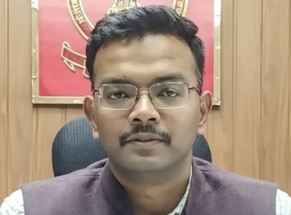 ਡਿਪਟੀ ਕਮਿਸ਼ਨਰ ਬਰਨਾਲਾ ਟੀ. ਬੈਨਿਥ ।