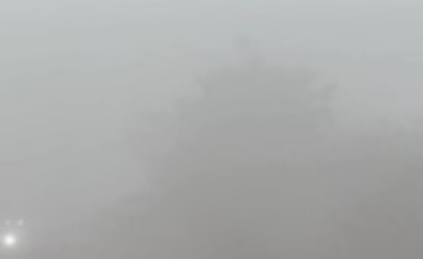 ਸੰਘਣੀ ਧੁੰਦ ਦਾ ਦ੍ਰਿਸ਼।