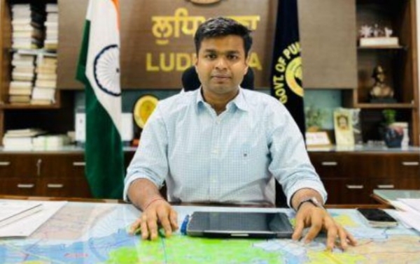 ਡਿਪਟੀ ਕਮਿਸ਼ਨਰ, ਲੁਧਿਆਣਾ ਹਿਮਾਂਸ਼ੂ ਜੈਨ।