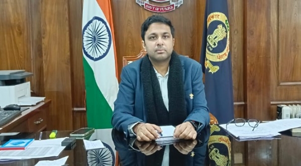 ਜ਼ਿਲ੍ਹਾ ਮੈਜਿਸਟਰੇਟ ਅਭਿਜੀਤ ਕਪਲਿਸ਼