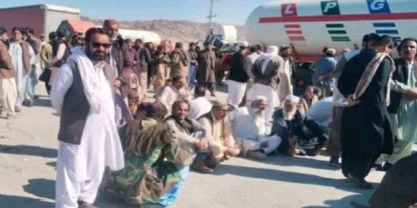 ਬਲੋਚਿਸਤਾਨ ਵਿੱਚ ਡੀਆਰਏ ਦੀ ਮੰਗ ਨੂੰ ਲੈ ਕੇ ਸਰਕਾਰੀ ਕਰਮਚਾਰੀ ਸੜਕਾਂ 