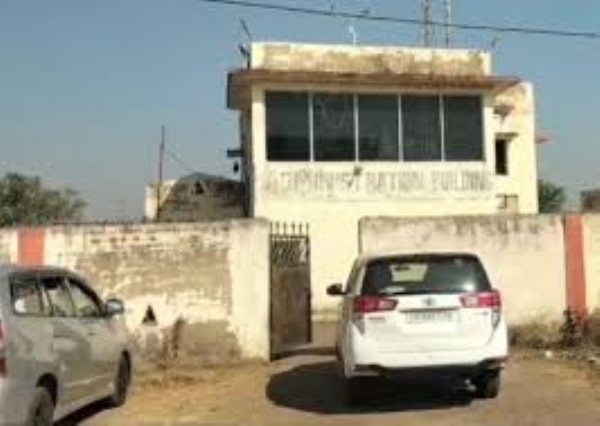 ਆਈਟੀ ਟੀਮ ਠੇਕੇਦਾਰ ਬੀਆਰ ਗੋਇਲ ਦੇ ਅਹਾਤੇ ਪਹੁੰਚੀ