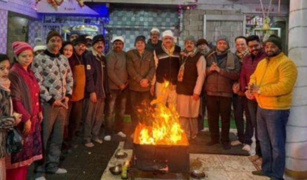 ਸ਼੍ਰੀ ਸਨਾਤਨ ਚੇਤਨਾ ਮੰਚ ਗੁਰਦਾਸਪੁਰ ਮਾਘੀ ਨੂੰ ਸਮਰਪਿਤ ਹਵਨ ਯੱਗ ਕਰਵਾਉਣ ਉਪਰੰਤ।