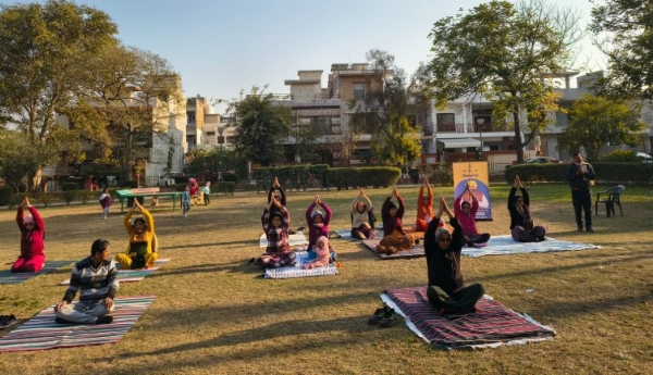 ਸੀ.ਐਮ. ਦੀ ਯੋਗਸ਼ਾਲਾ ਦਾ ਦ੍ਰਿਸ਼।