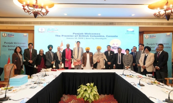 ਬ੍ਰਿਟਿਸ਼ ਕੋਲੰਬੀਆ ਦੇ ਪ੍ਰੀਮੀਅਰ ਮੁੱਖ ਮੰਤਰੀ ਭਗਵੰਤ ਸਿੰਘ ਮਾਨ ਨਾਲ ਮੁਲਾਕਾਤ ਦੌਰਾਨ.