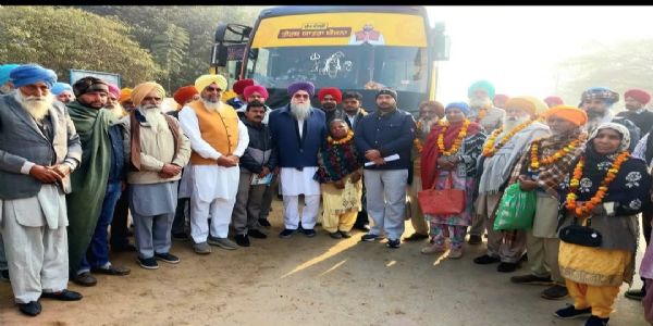 ਸਪੀਕਰ ਸੰਧਵਾਂ ਵੱਲੋਂ ਪਿੰਡ ਬੀੜ ਚਹਿਲ ਵਿਖੇ ਮੁੱਖ ਮੰਤਰੀ ਤੀਰਥ ਯਾਤਰਾ ਤਹਿਤ ਬੱਸ ਰਵਾਨਾ