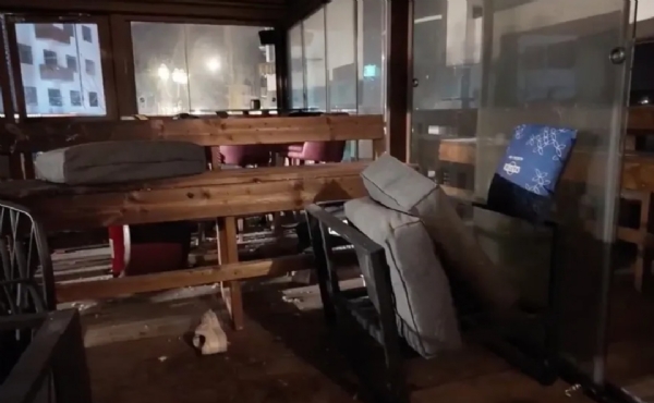 ਕ੍ਰੈਨਸਮੋਂਟਾਨਾ ਦੇ ਅਲਪਾਈਨ ਰਿਜ਼ੋਰਟ ਵਿੱਚ ਉਹ ਬਾਰ ਜਿੱਥੇ ਅੱਗ ਲੱਗਣ ਕਾਰਨ 40 ਲੋਕ ਜ਼ਿੰਦਾ ਸੜ ਗਏ ਸਨ। ਫੋਟੋ: ਇੰਟਰਨੈੱਟ ਮੀਡੀਆ ਕ੍ਰੈਨਸਮੋਂਟਾਨਾ ਦੇ ਅਲਪਾਈਨ ਰਿਜ਼ੋਰਟ ਵਿੱਚ ਉਹ ਬਾਰ ਜਿੱਥੇ ਅੱਗ ਲੱਗਣ ਕਾਰਨ 40 ਲੋਕ ਜ਼ਿੰਦਾ ਸੜ ਗਏ ਸਨ। ਫੋਟੋ: ਇੰਟਰਨੈੱਟ ਮੀਡੀਆ