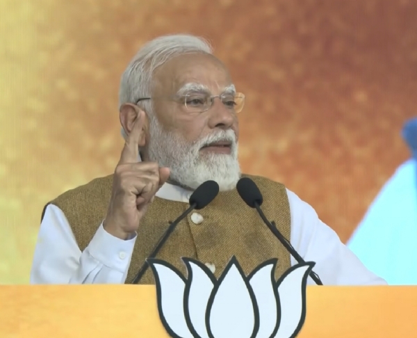 ਪ੍ਰਧਾਨ ਮੰਤਰੀ ਤਿਰੂਵਨੰਤਪੁਰਮ ਵਿੱਚ ਜਨਤਕ ਰੈਲੀ ਨੂੰ ਸੰਬੋਧਨ ਕਰਦੇ ਹੋਏ