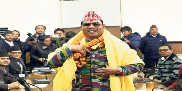 ਨੇਪਾਲ ਚੋਣ ਕਮਿਸ਼ਨ ਨੇ ਸਿਵਲ ਉਨਮੁਕਤੀ ਪਾਰਟੀ ਦੇ ਪ੍ਰਧਾਨ ਰੇਸ਼ਮ ਚੌਧਰੀ ਦੀ ਉਮੀਦਵਾਰੀ ਰੱਦ ਕੀਤੀ