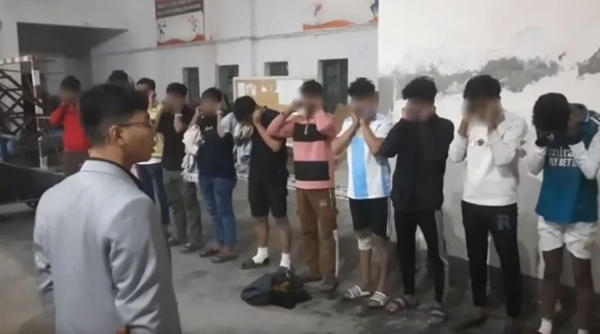 ਇਹ ਤਸਵੀਰ ਇੱਕ ਵਾਇਰਲ ਵੀਡੀਓ ਤੋਂ ਬਣਾਈ ਗਈ ਹੈ। ਫੋਟੋ: ਢਾਕਾ ਟ੍ਰਿਬਿਊਨ