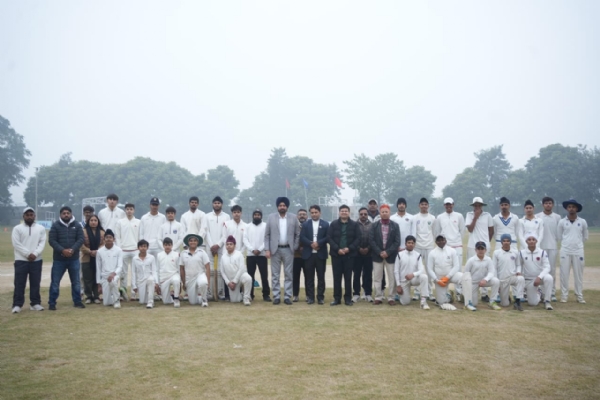 ਯੁੱਧ ਨਸ਼ਿਆਂ ਵਿਰੁੱਧ’ ਮੁਹਿੰਮ ਤਹਿਤ ਜਲੰਧਰ ਪ੍ਰੀਮੀਅਰ ਲੀਗ ਕ੍ਰਿਕਟ ਦੇ ਕਰਵਾਏ ਗਏ ਮੈਚ