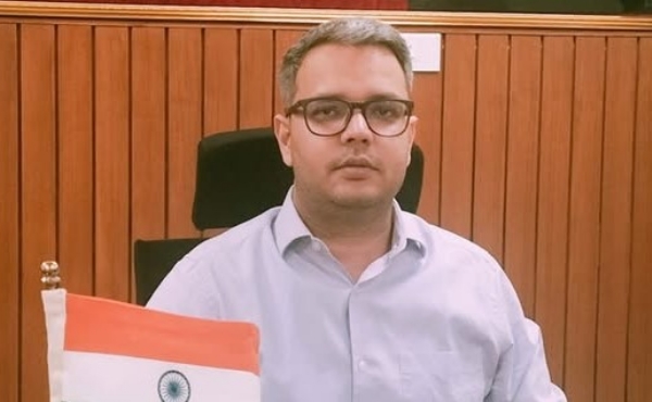 ਜ਼ਿਲ੍ਹਾ ਚੋਣ ਅਧਿਕਾਰੀ-ਕਮ-ਡਿਪਟੀ ਕਮਿਸ਼ਨਰ ਤਰਨਤਾਰਨ ਰਾਹੁਲ।