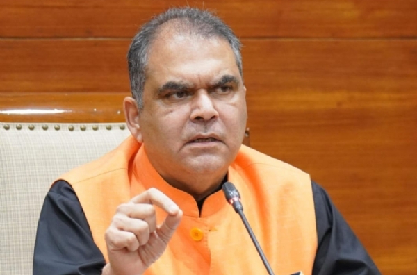 ਮੰਤਰੀ ਸੰਜੀਵ ਅਰੋੜਾ ਪੱਤਰਕਾਰਾਂ ਨਾਲ ਗੱਲਬਾਤ ਦੌਰਾਨ.