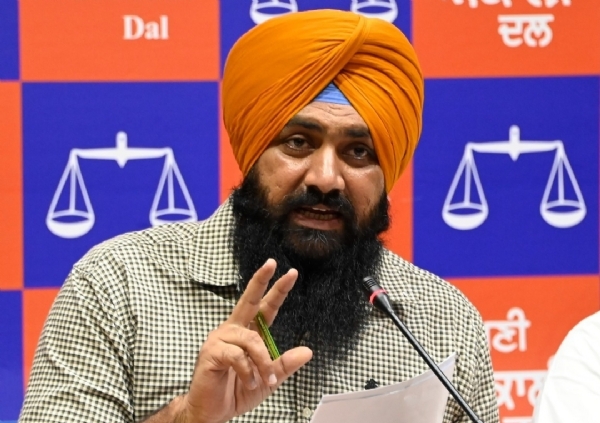 ਸਰਬਜੀਤ ਸਿੰਘ ਝਿੰਜਰ.