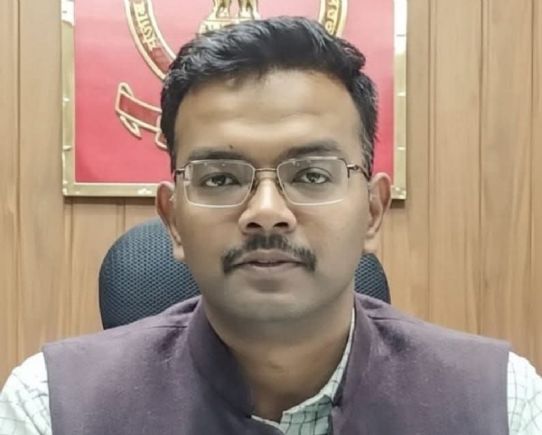 ਡਿਪਟੀ ਕਮਿਸ਼ਨਰ ਬਰਨਾਲਾ ਟੀ. ਬੈਨਿਥ. ਡਿਪਟੀ ਕਮਿਸ਼ਨਰ ਬਰਨਾਲਾ ਟੀ. ਬੈਨਿਥ.