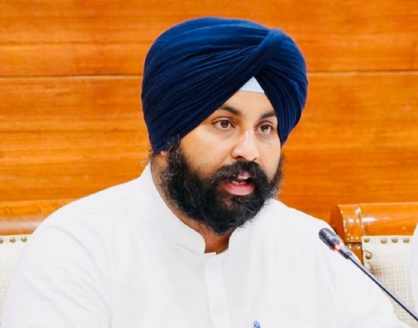 ਮੰਤਰੀ ਹਰਜੋਤ ਸਿੰਘ ਬੈਂਸ.