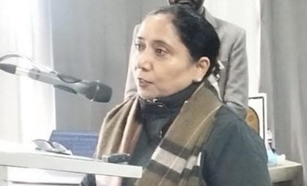 ਮੰਤਰੀ ਡਾ. ਬਲਜੀਤ ਕੌਰ ਇਕੱਠ ਨੂੰ ਸੰਬੋਧਨ ਕਰਦੇ ਹੋਏ।