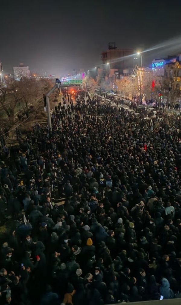 ਵੀਰਵਾਰ ਨੂੰ ਈਰਾਨ ਵਿੱਚ ਵੱਡੀ ਗਿਣਤੀ ਵਿੱਚ ਲੋਕਾਂ ਨੇ ਵਿਰੋਧ ਪ੍ਰਦਰਸ਼ਨਾਂ ਵਿੱਚ ਹਿੱਸਾ ਲਿਆ। ਫੋਟੋ: ਈਰਾਨ ਇੰਟਰਨੈਸ਼ਨਲ