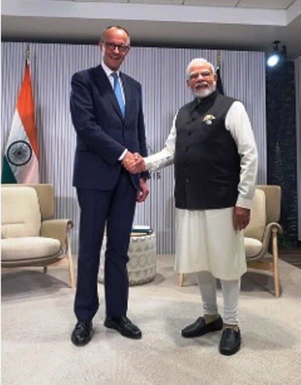 ਪ੍ਰਧਾਨ ਮੰਤਰੀ ਨਰਿੰਦਰ ਮੋਦੀ ਅਤੇ ਜਰਮਨ ਚਾਂਸਲਰ ਫ੍ਰੈਡਰਿਕ ਮਰਜ਼ ਦੀ ਫਾਈਲ ਫੋਟੋ।
