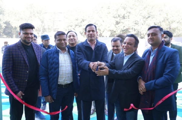 ਚੌਥੇ ਰੀਨਿਊਅਲ ਐਨਰਜੀ ਐਂਡ ਇਲੈਕਟ੍ਰਿਕ ਵ੍ਹੀਕਲ ਐਕਸਪੋ ਦਾ ਰਸਮੀ ਉਦਘਾਟਨ ਕਰਦੇ ਹੋਏ ਯੂਟੀ ਚੰਡੀਗੜ੍ਹ ਦੇ ਮੁੱਖ ਸਕੱਤਰ ਐਚ. ਰਾਜੇਸ਼ ਪ੍ਰਸਾਦ।