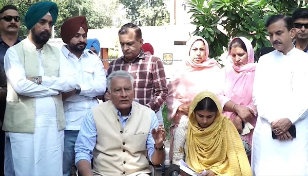 ਜਾਣਕਾਰੀ ਦਿੰਦੇ ਹੋਏ ਭਾਜਪਾ ਦੇ ਸਾਬਕਾ ਪੰਜਾਬ ਪ੍ਰਧਾਨ ਸੁਨੀਲ ਜਾਖੜ